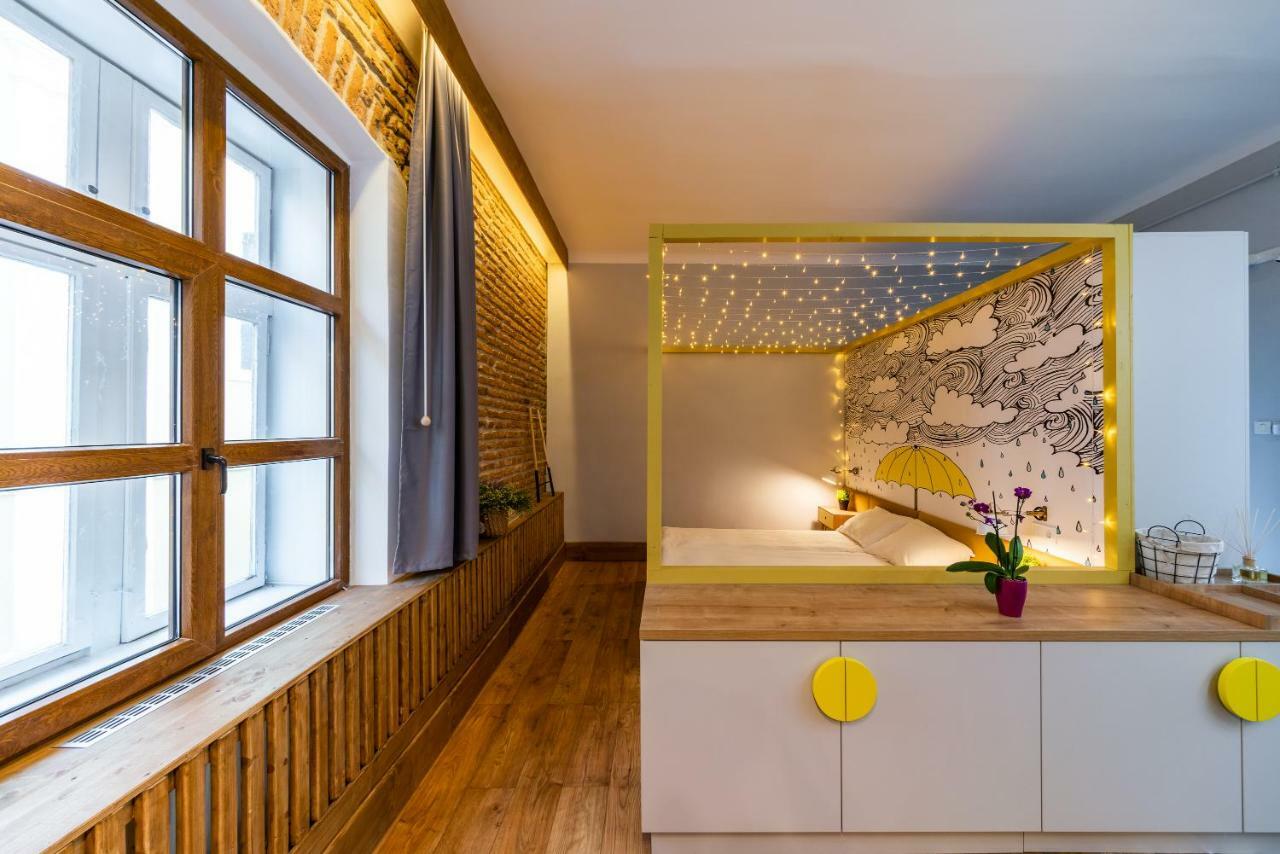 The Yellow Umbrella Studio Cluj-Napoca Extérieur photo